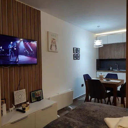 Lux Resident Hill A39 Appartement *