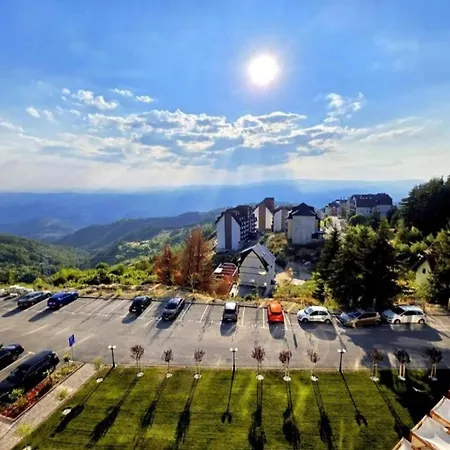 Lux Resident Hill A39 *