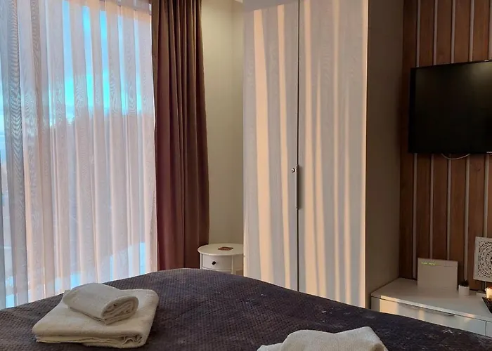 Lux Resident Hill A39 *